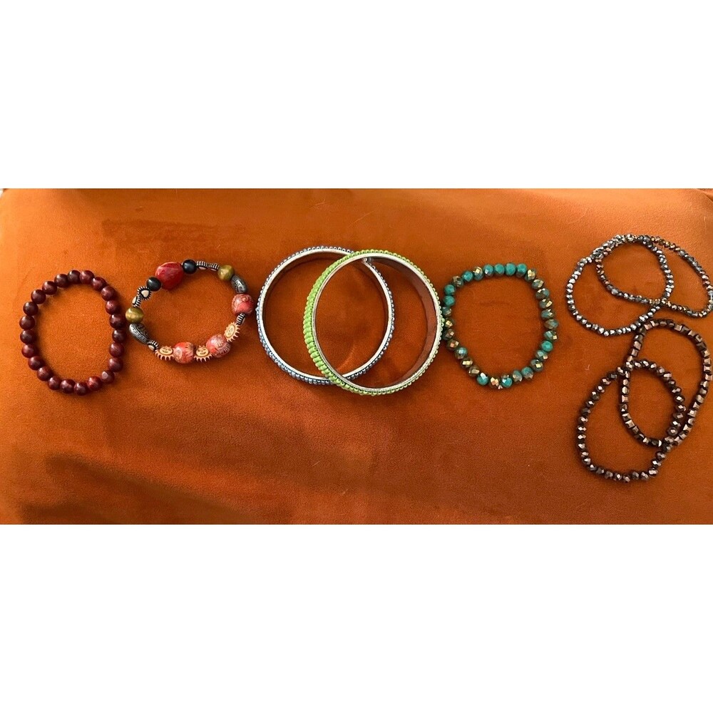 Bracelets Lot of 9 Stretchy Glittery Beaded Wood Boho Glass Beads